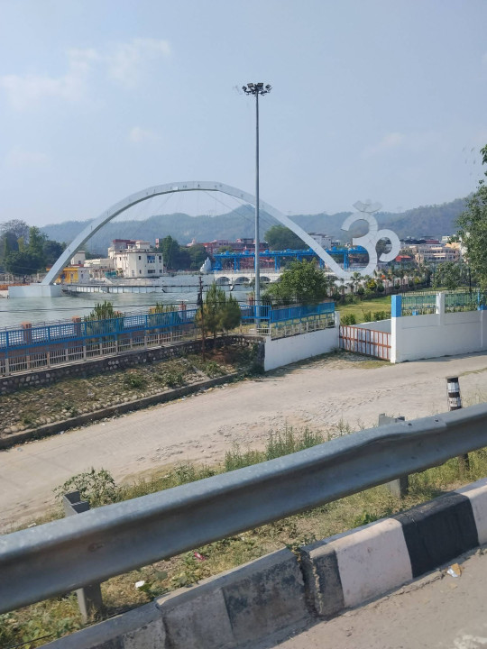 photo 4.jpg
